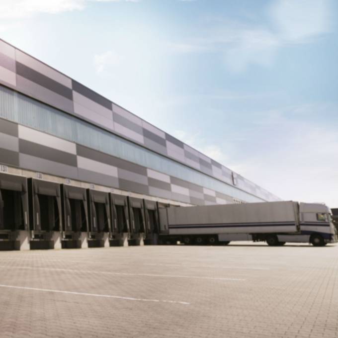 Vrachtwagen voor distributiecentrum
