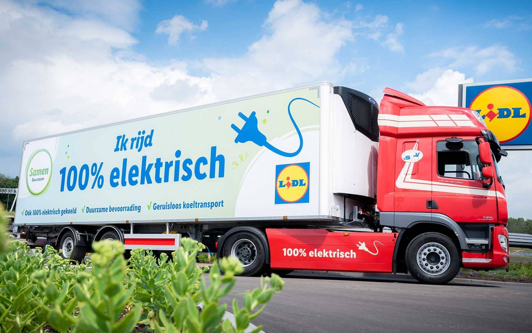Lidl vrachtwagen op de snelweg